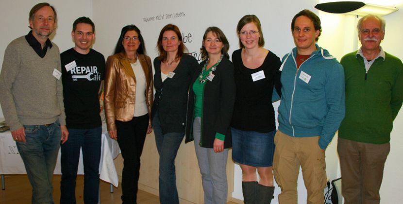 v.l.n.r.: Harald Schellander (Institut für Zukunftskompetenzen), Patricia Winkler-Payer (Treffpunkt Philosophie), Alexandra Haaji (2gether), Anna-Maria Lippitz (Talentetauschkreis), Anna Tauschitz (Treffpunkt Philosophie), Markus Korenjak (carsharing), Willi Erian (Demeterhof Kraindorf)